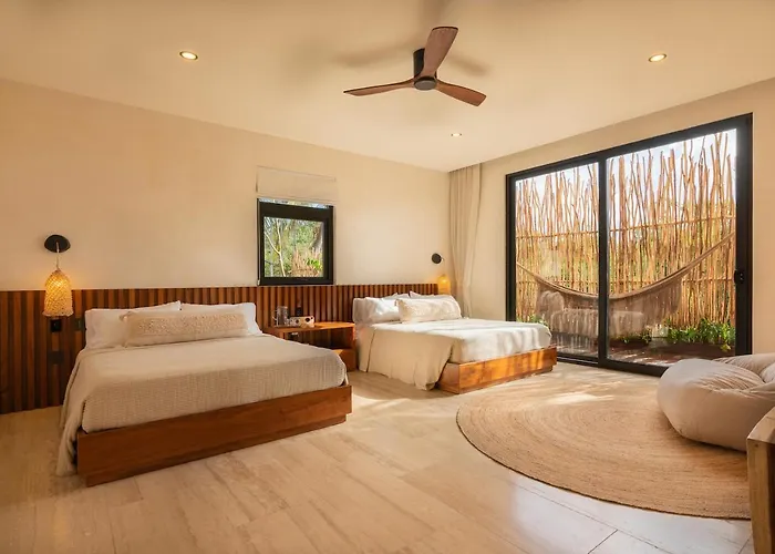 Villa Tulumar Beachfront Luxury Villa- Full Service *