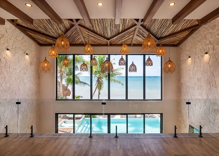 Tulumar Beachfront Luxury Villa- Full Service Villa